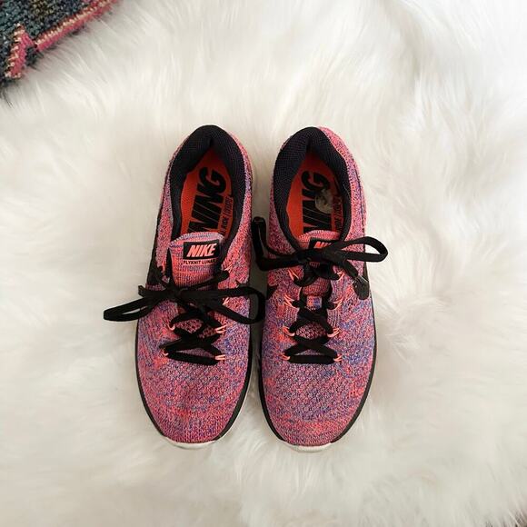 Nike Flyknit Lunar 3 Running Shoes Pink & Black - Picture 4 of 7